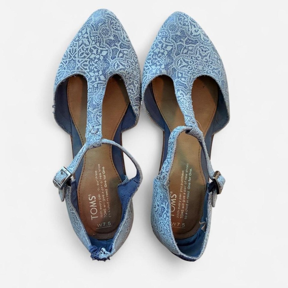 Baby Blue Toms flats w/ white floral lace pattern, size US 7.5 Wedding Shoes